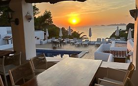 Hostal Cala Moli